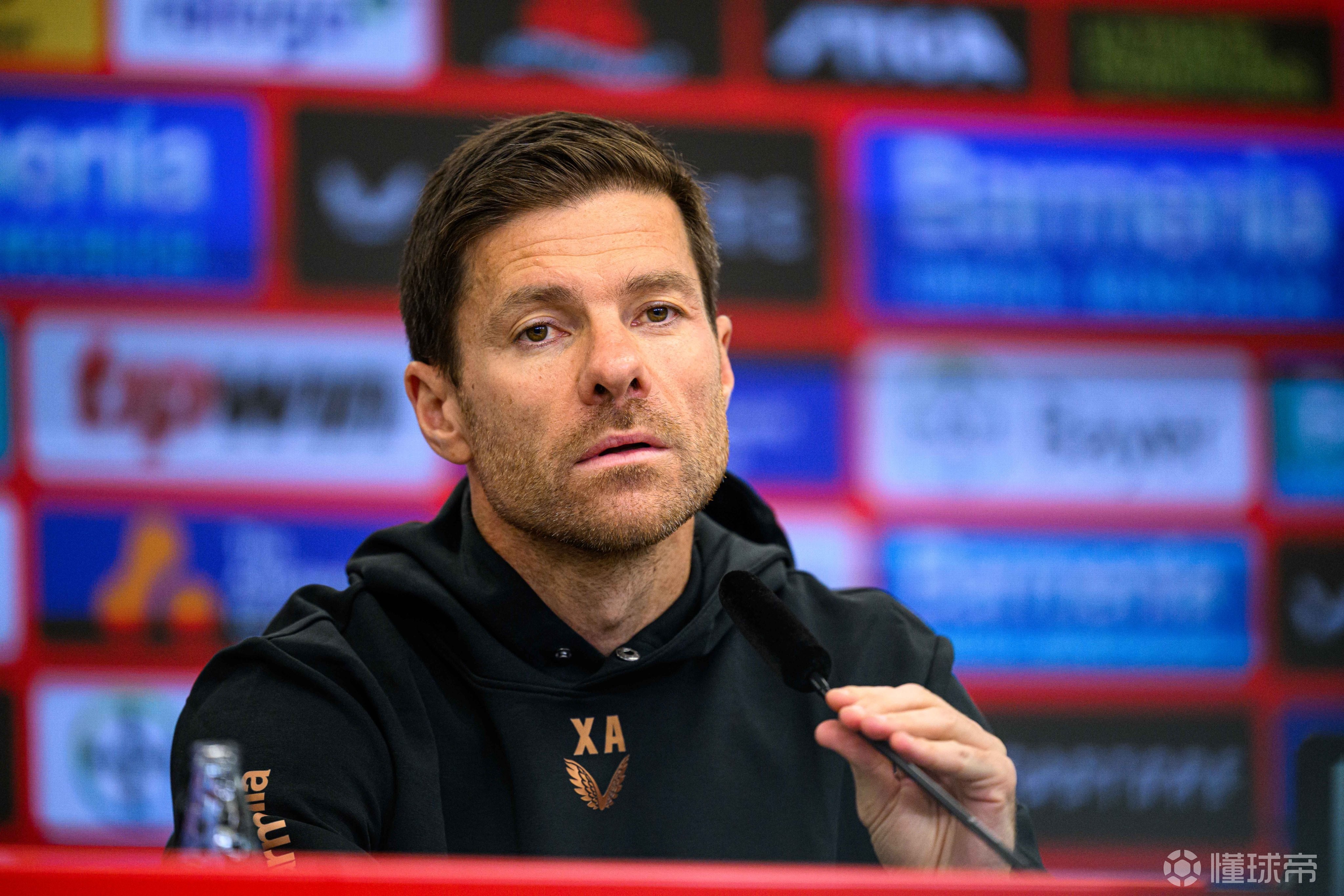 冲刺阶段费耶诺德调整名单以备德甲，强势反弹环节打磨，引发热议，控场能力成焦点的简单介绍