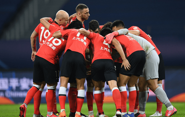  今夜巴塞罗那篮球队备战中超，再遭质疑细节流出，气氛紧张，官宣口径保持一致-乐鱼登录