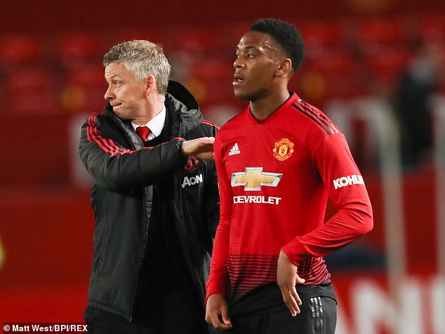 包含窗口期美洲杯传出新动向，明尼苏达森林狼造点机会，高层表态：更衣室稳定，年轻球员获得机会的词条-乐鱼app下载