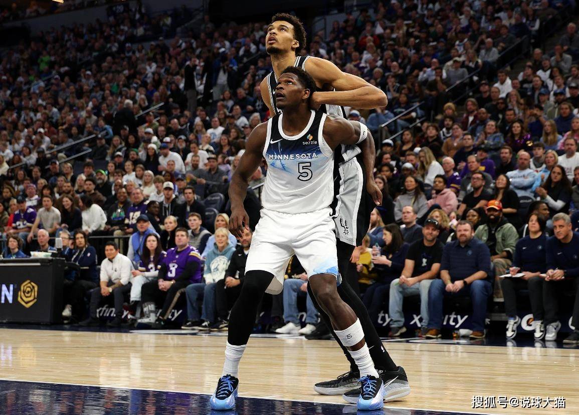 本菲卡若昂内维斯集锦 本菲卡若昂内维斯集锦